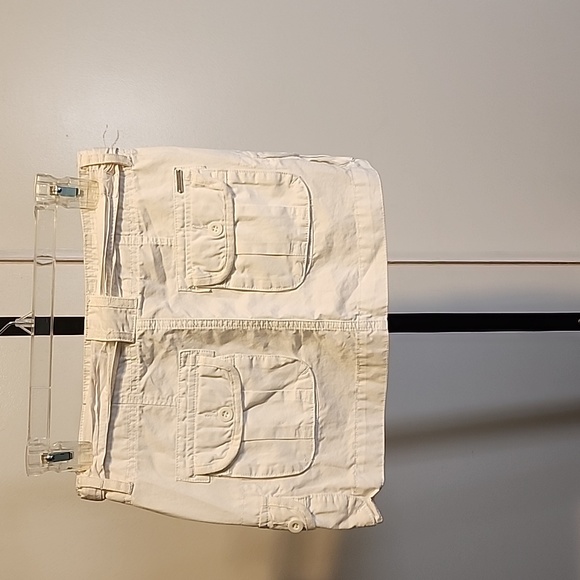 Abercrombie & Fitch White Mini Skirt - Picture 2 of 5